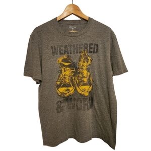 (L) Men Converse "Weather & Worn" T- Shirt